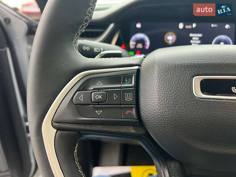 Внедорожник / Кроссовер Jeep Grand Cherokee 2023 в Ивано-Франковске