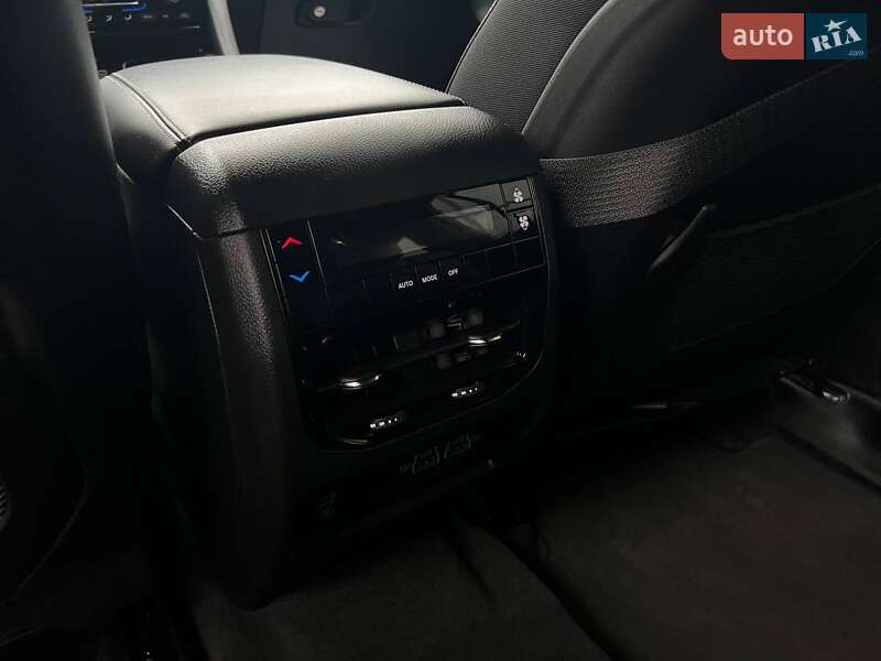 Внедорожник / Кроссовер Jeep Grand Cherokee 2023 в Ивано-Франковске