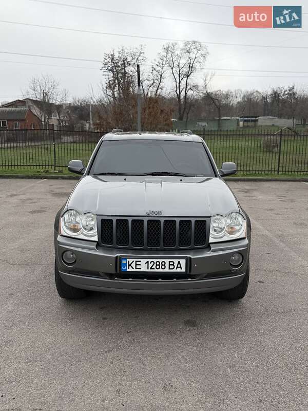 Внедорожник / Кроссовер Jeep Grand Cherokee 2006 в Днепре