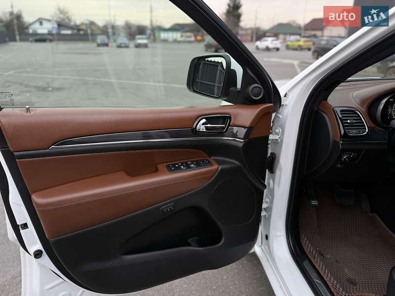 Внедорожник / Кроссовер Jeep Grand Cherokee 2021 в Броварах