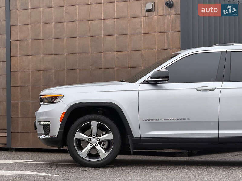 Внедорожник / Кроссовер Jeep Grand Cherokee 2021 в Киеве