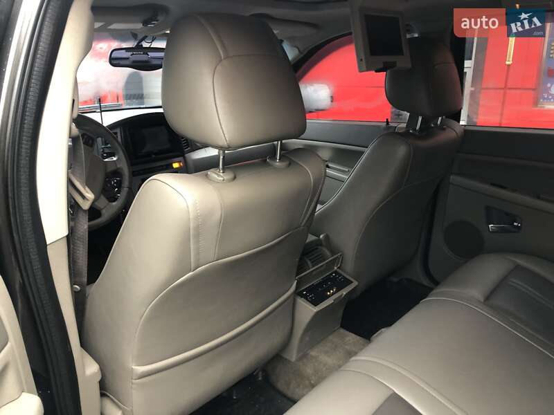 Внедорожник / Кроссовер Jeep Grand Cherokee 2005 в Калуше