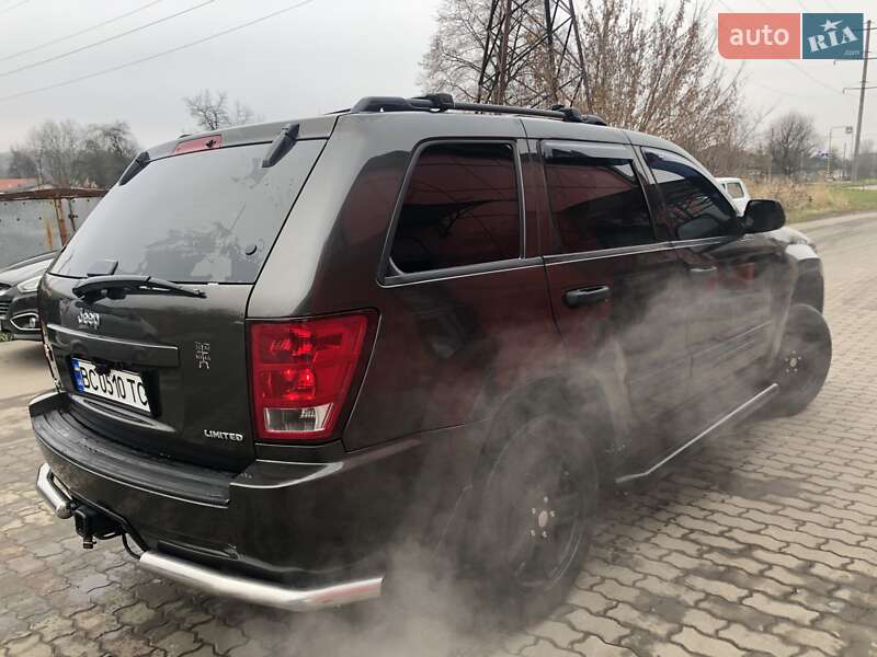 Внедорожник / Кроссовер Jeep Grand Cherokee 2005 в Калуше