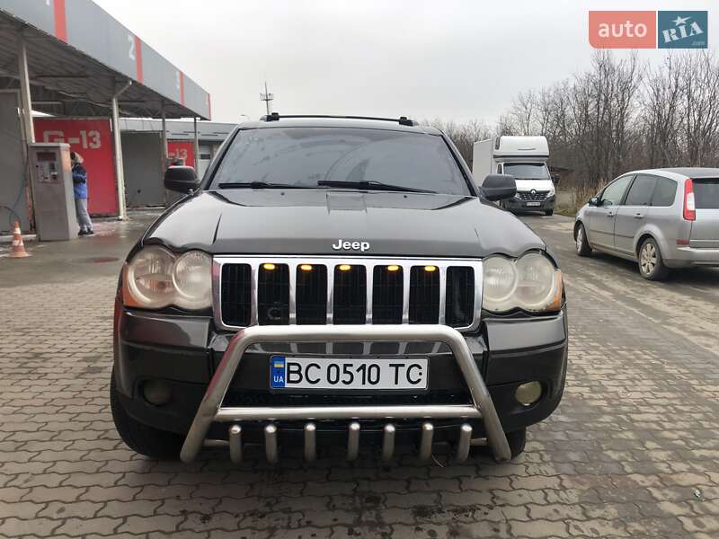 Внедорожник / Кроссовер Jeep Grand Cherokee 2005 в Калуше