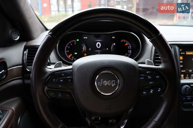 Внедорожник / Кроссовер Jeep Grand Cherokee 2014 в Львове