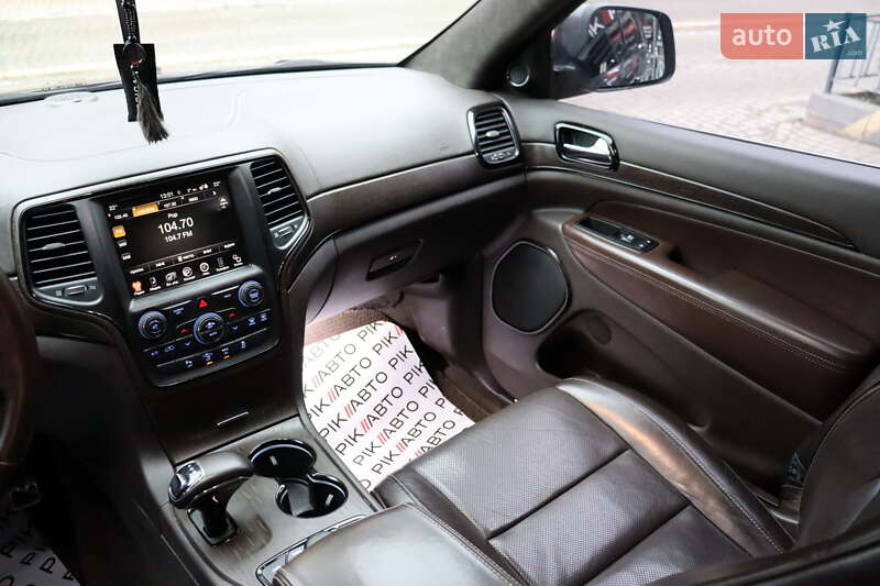 Внедорожник / Кроссовер Jeep Grand Cherokee 2014 в Львове