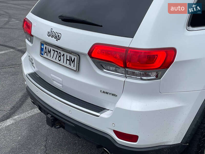 Внедорожник / Кроссовер Jeep Grand Cherokee 2013 в Киеве