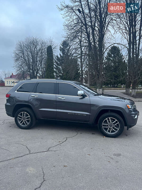 Внедорожник / Кроссовер Jeep Grand Cherokee 2021 в Ромнах