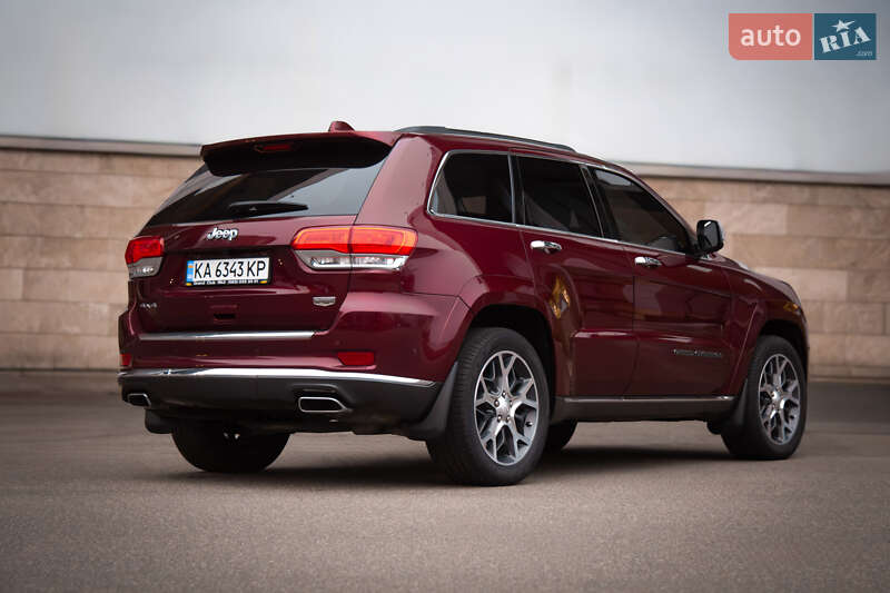 Внедорожник / Кроссовер Jeep Grand Cherokee 2017 в Киеве фото 4 Внедорожник / Кроссовер Jeep Grand Cherokee 2017 в Киеве