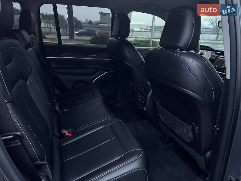 Внедорожник / Кроссовер Jeep Grand Cherokee 2023 в Киеве фото 32 Внедорожник / Кроссовер Jeep Grand Cherokee 2023 в Киеве