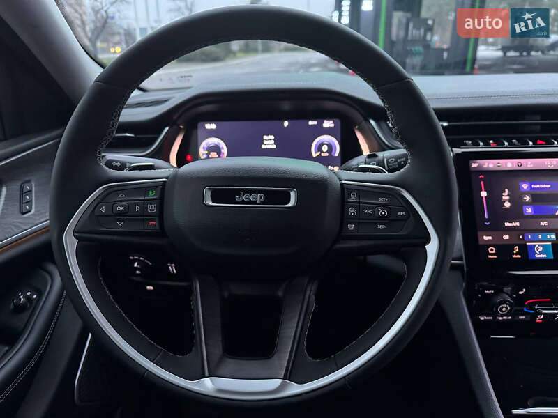 Внедорожник / Кроссовер Jeep Grand Cherokee 2023 в Киеве фото 41 Внедорожник / Кроссовер Jeep Grand Cherokee 2023 в Киеве