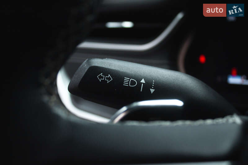 Внедорожник / Кроссовер Jeep Grand Cherokee 2022 в Киеве