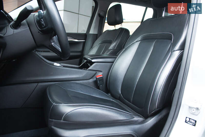 Внедорожник / Кроссовер Jeep Grand Cherokee 2022 в Киеве