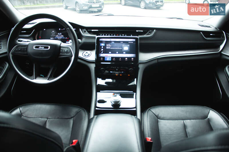 Внедорожник / Кроссовер Jeep Grand Cherokee 2022 в Киеве