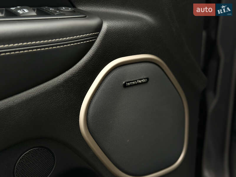 Позашляховик / Кросовер Jeep Grand Cherokee 2016 в Києві