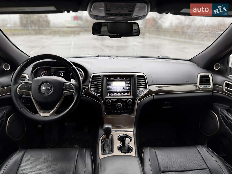 Позашляховик / Кросовер Jeep Grand Cherokee 2016 в Києві