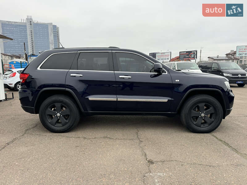 Внедорожник / Кроссовер Jeep Grand Cherokee 2012 в Киеве фото 4 Внедорожник / Кроссовер Jeep Grand Cherokee 2012 в Киеве