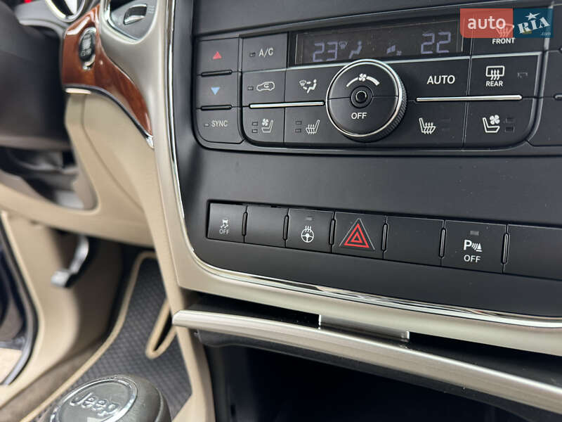 Внедорожник / Кроссовер Jeep Grand Cherokee 2012 в Киеве фото 65 Внедорожник / Кроссовер Jeep Grand Cherokee 2012 в Киеве