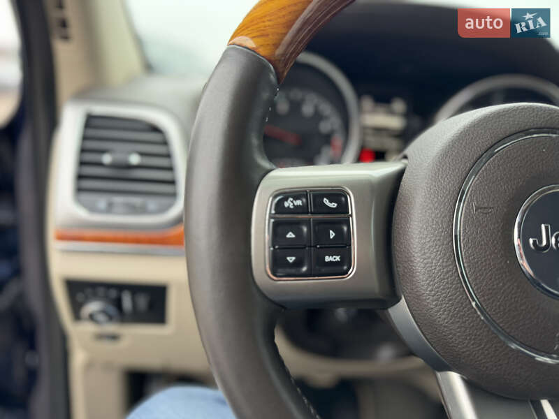 Внедорожник / Кроссовер Jeep Grand Cherokee 2012 в Киеве фото 80 Внедорожник / Кроссовер Jeep Grand Cherokee 2012 в Киеве