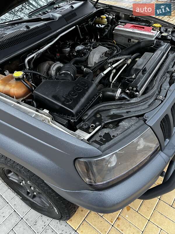 Позашляховик / Кросовер Jeep Grand Cherokee 2002 в Бершаді