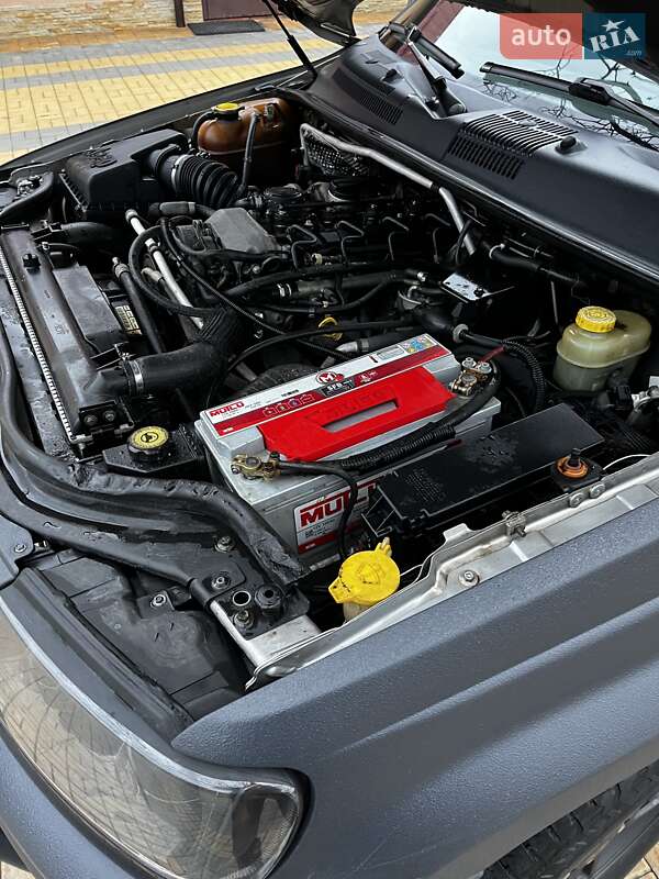 Позашляховик / Кросовер Jeep Grand Cherokee 2002 в Бершаді