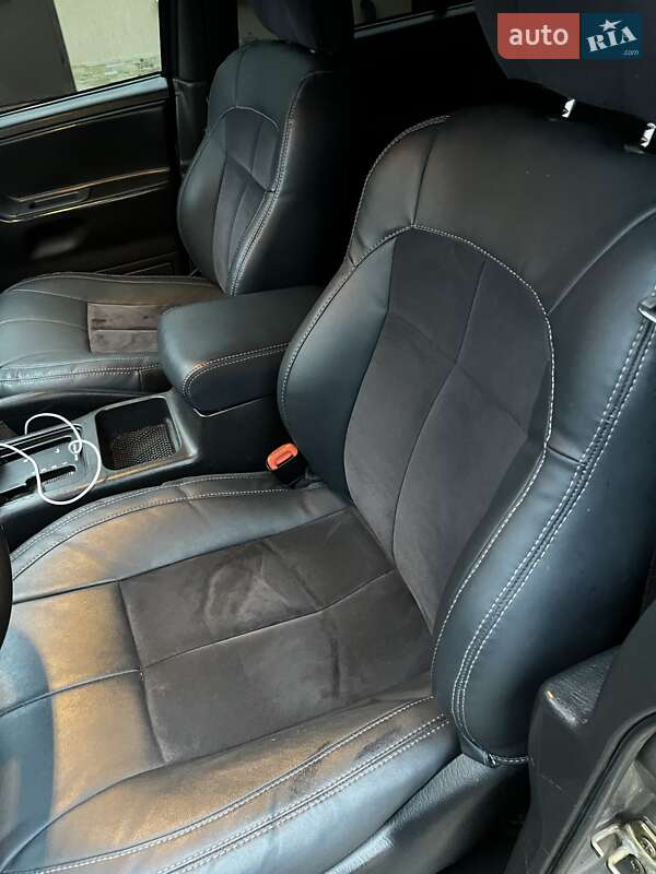 Позашляховик / Кросовер Jeep Grand Cherokee 2002 в Бершаді