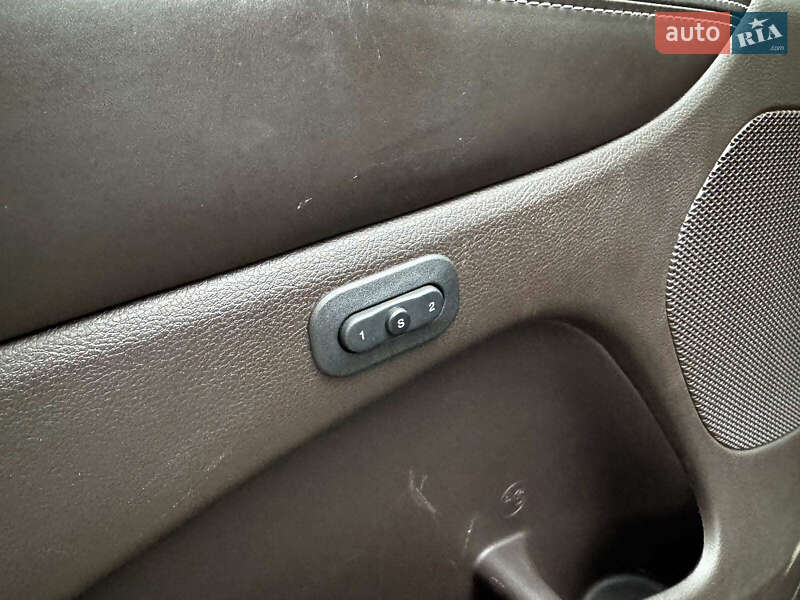 Внедорожник / Кроссовер Jeep Grand Cherokee 2018 в Киеве фото 17 Внедорожник / Кроссовер Jeep Grand Cherokee 2018 в Киеве