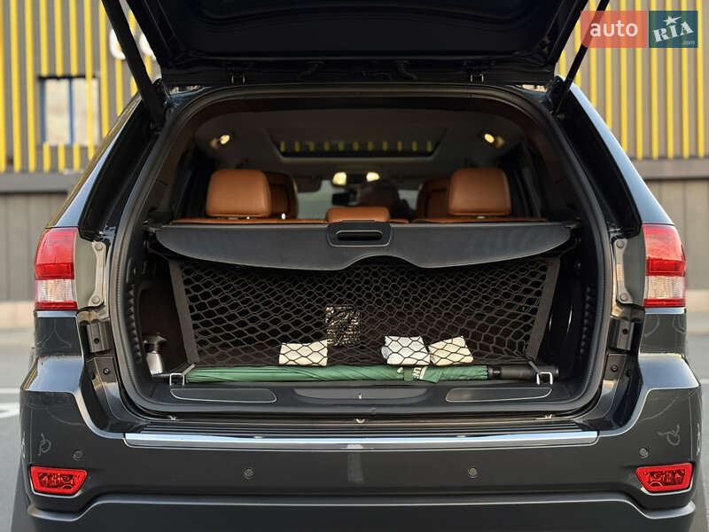 Внедорожник / Кроссовер Jeep Grand Cherokee 2011 в Киеве