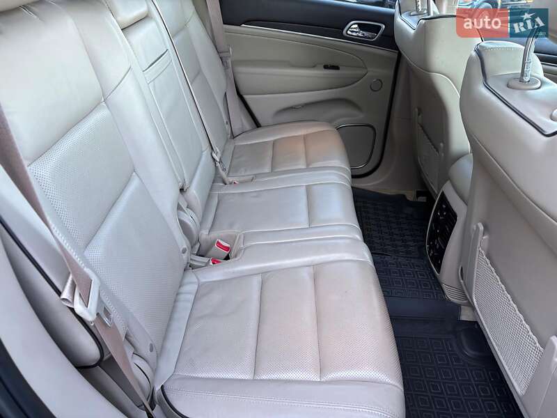 Позашляховик / Кросовер Jeep Grand Cherokee 2018 в Львові фото 41 Позашляховик / Кросовер Jeep Grand Cherokee 2018 в Львові