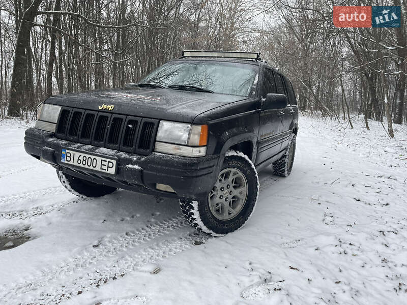 Позашляховик / Кросовер Jeep Grand Cherokee 1997 в Полтаві