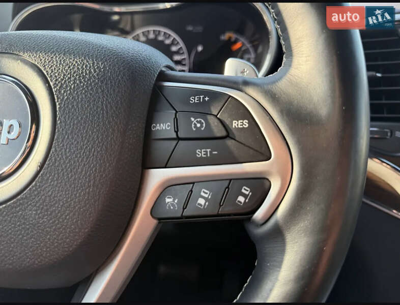 Внедорожник / Кроссовер Jeep Grand Cherokee 2013 в Одессе