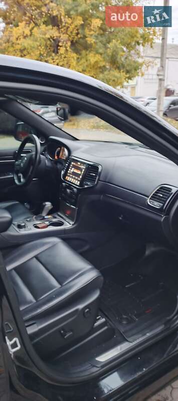 Внедорожник / Кроссовер Jeep Grand Cherokee 2020 в Черкассах