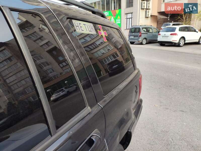 Внедорожник / Кроссовер Jeep Grand Cherokee 2004 в Запорожье