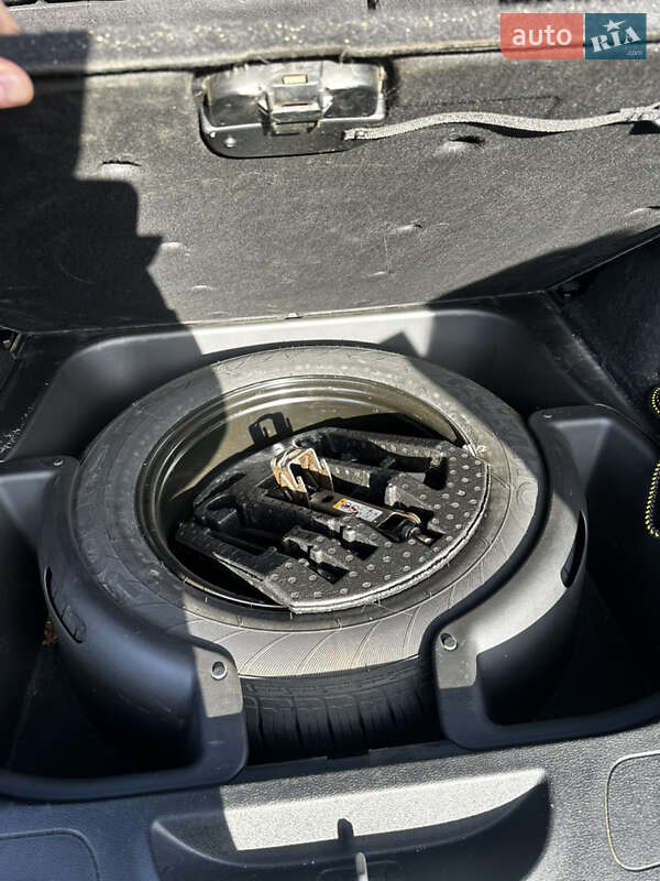 Позашляховик / Кросовер Jeep Grand Cherokee 2015 в Одесі