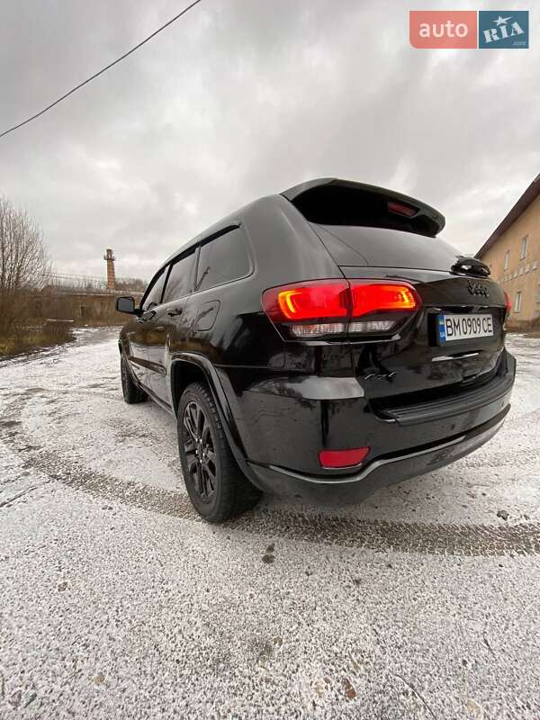 Внедорожник / Кроссовер Jeep Grand Cherokee 2020 в Глухове