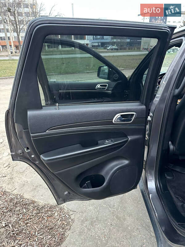 Внедорожник / Кроссовер Jeep Grand Cherokee 2018 в Черкассах