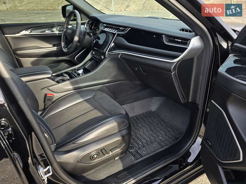 Внедорожник / Кроссовер Jeep Grand Cherokee 2022 в Киеве