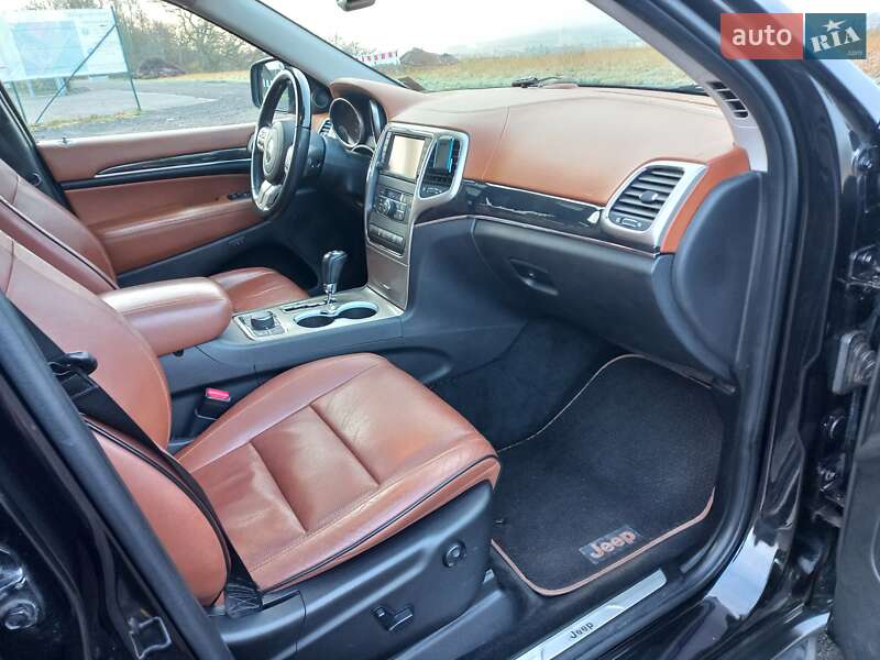 Внедорожник / Кроссовер Jeep Grand Cherokee 2012 в Умани