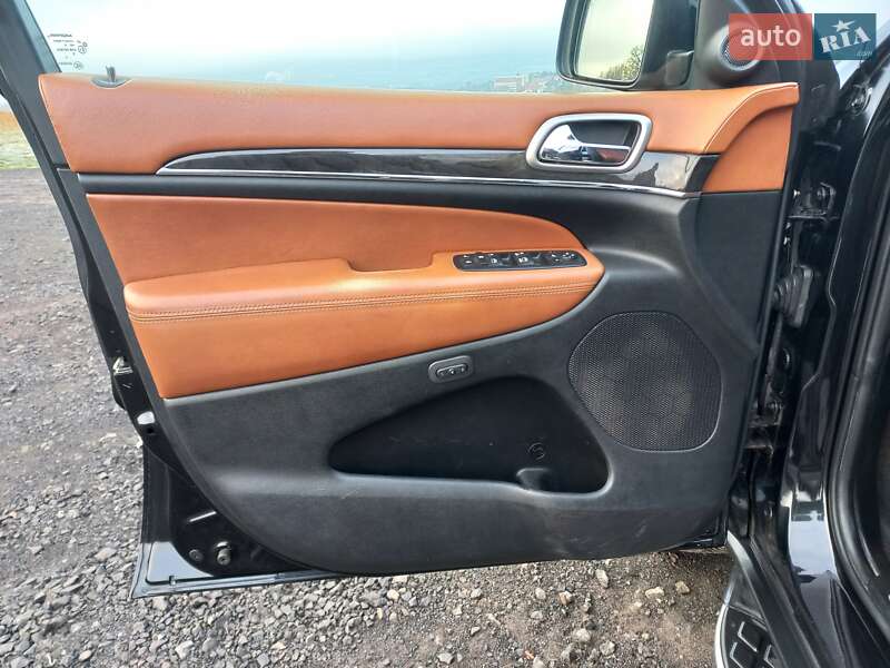 Внедорожник / Кроссовер Jeep Grand Cherokee 2012 в Умани