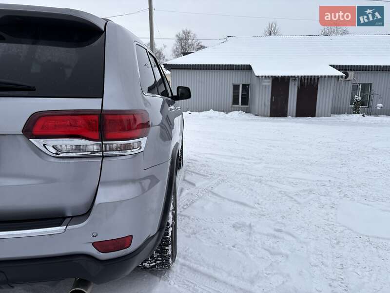 Внедорожник / Кроссовер Jeep Grand Cherokee 2021 в Харькове