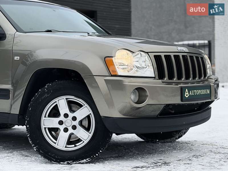 Внедорожник / Кроссовер Jeep Grand Cherokee 2005 в Киеве