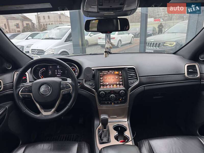 Внедорожник / Кроссовер Jeep Grand Cherokee 2016 в Киеве фото 13 Внедорожник / Кроссовер Jeep Grand Cherokee 2016 в Киеве