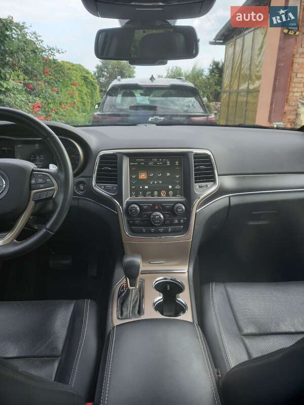 Внедорожник / Кроссовер Jeep Grand Cherokee 2016 в Тернополе фото 13 Внедорожник / Кроссовер Jeep Grand Cherokee 2016 в Тернополе