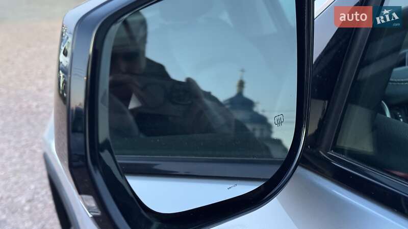 Внедорожник / Кроссовер Jeep Grand Cherokee 2022 в Киеве