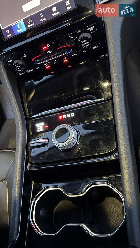 Внедорожник / Кроссовер Jeep Grand Cherokee 2022 в Киеве