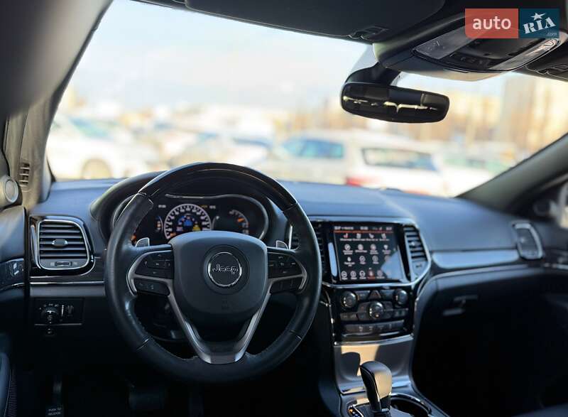 Внедорожник / Кроссовер Jeep Grand Cherokee 2019 в Киеве