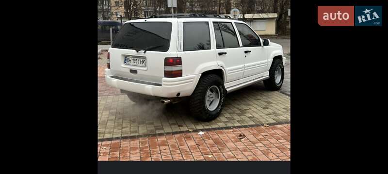 Внедорожник / Кроссовер Jeep Grand Cherokee 1994 в Одессе