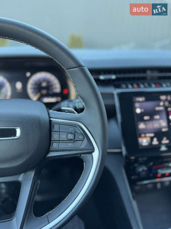 Внедорожник / Кроссовер Jeep Grand Cherokee 2023 в Львове