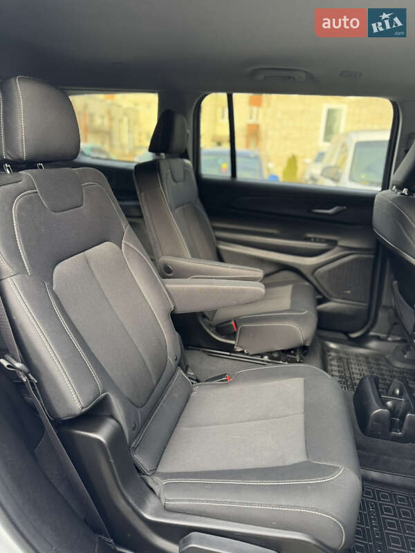 Внедорожник / Кроссовер Jeep Grand Cherokee 2023 в Львове