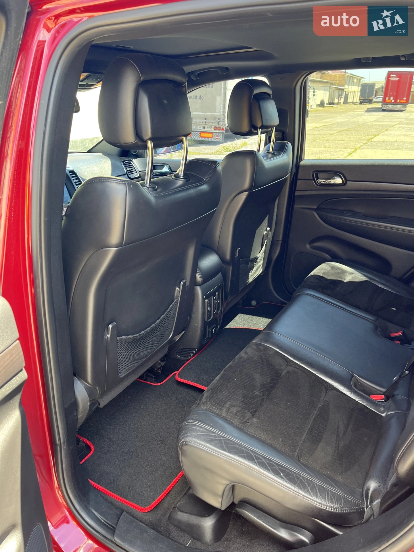 2014 Jeep Grand Cherokee - мініатюра 25